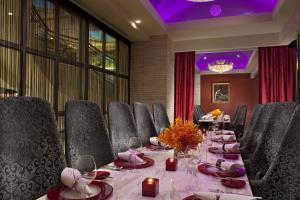 Hotel Royal Plaza On Scotts Singapore