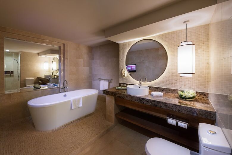 Hotel Grand Mercure Roxy