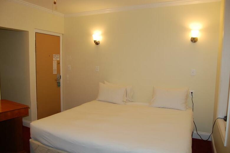 District Hotel