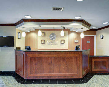 Hotel Comfort Inn & Suites Airport