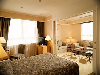 Hotel B P International
