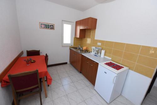 Apartments Mais Tisno