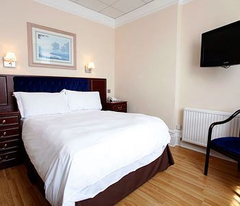 Glenlyn Hotel