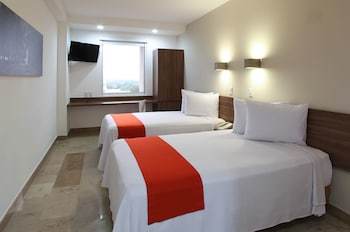Hotel One Villahermosa 2000