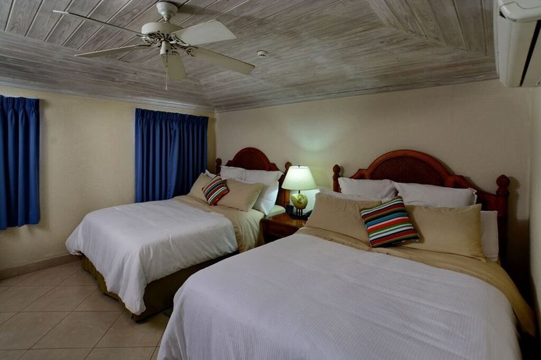 Southern Palms Hotel