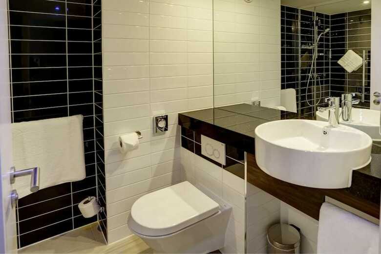 Hotel Holiday Inn Express London - Excel