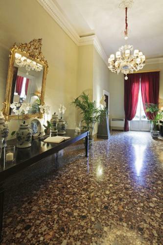 Hotel Palazzo Di Camugliano