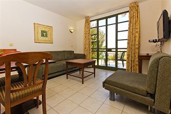 Hotel Shoresh Green Hills Country Lodging