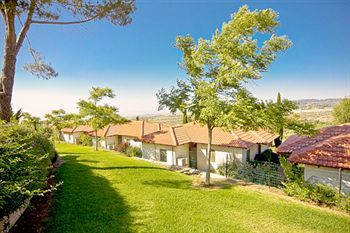 Hotel Shoresh Green Hills Country Lodging