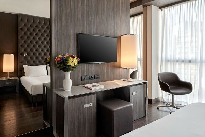 Hotel Hyatt Centric  Milan Centrale