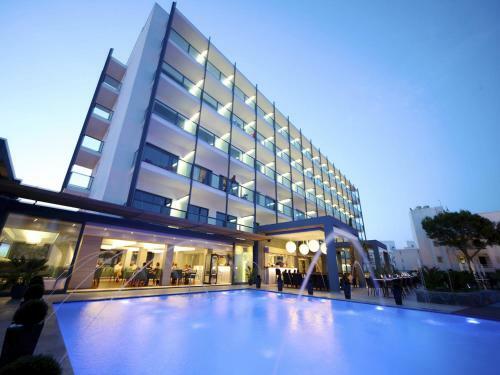 Aparthotel Hotel Marins Playa Suites - Adults Only