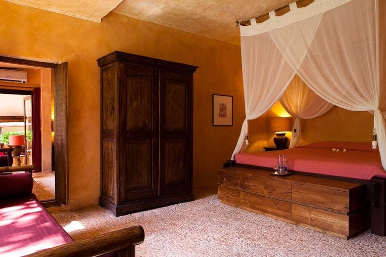 Hotel La Taverna