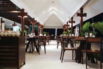Iyara Beach Hotel & Plaza