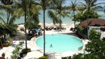 Iyara Beach Hotel & Plaza