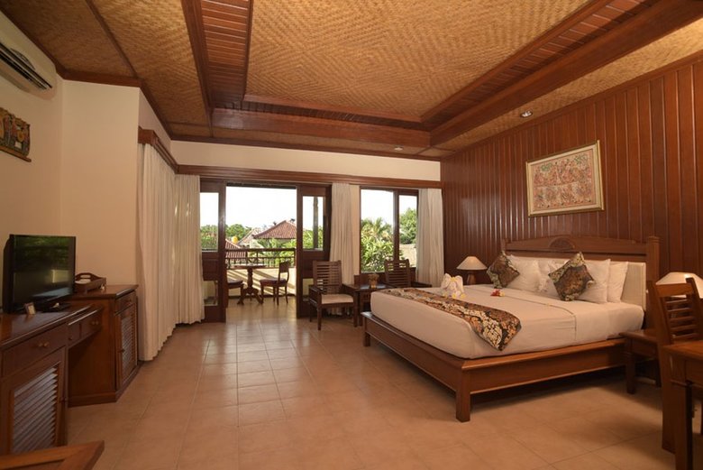 Hotel Sri Phala Resort And Villa