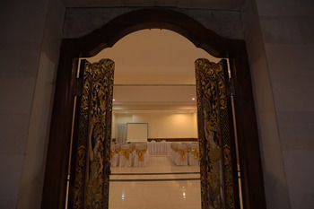 Hotel Sri Phala Resort And Villa