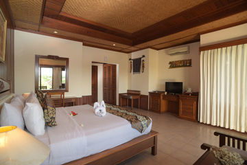 Hotel Sri Phala Resort And Villa