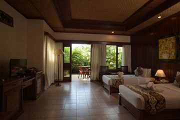 Hotel Sri Phala Resort And Villa