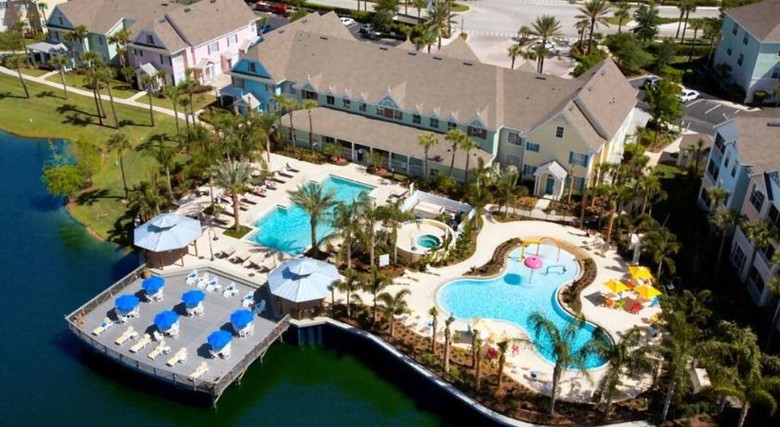 Hotel Runaway Beach Club