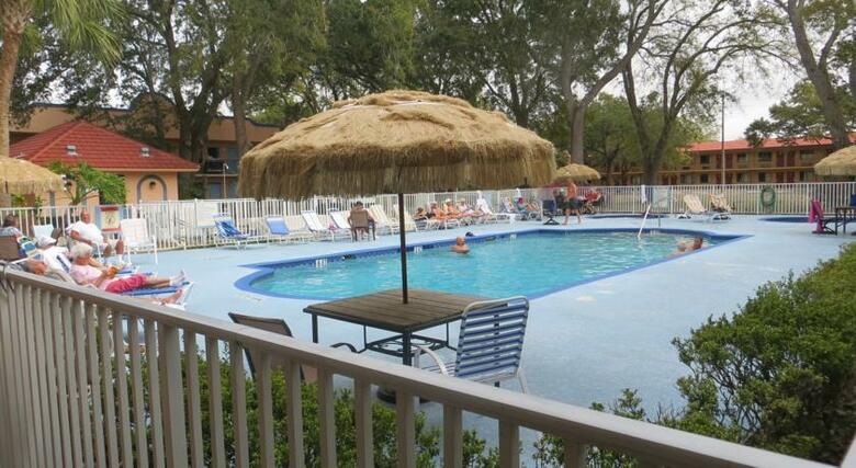 Hotel Travelodge Suites East Gate Orange