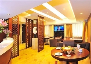 Hotel Beverly Plaza