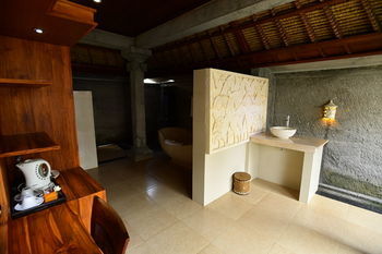 Hotel Santi Mandala Villa & Spa