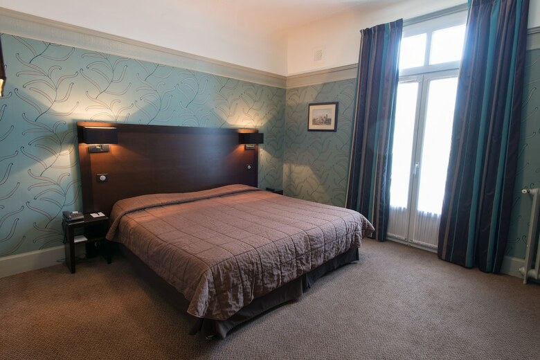 Le Grand Hotel De Tours