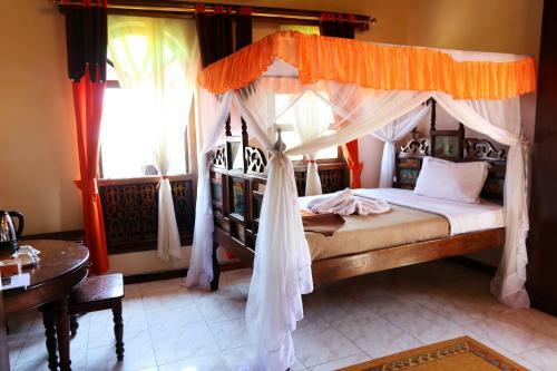 Chavda Hotel