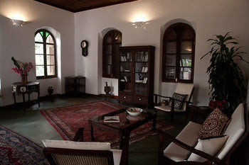 Bed & Breakfast Hiliki House
