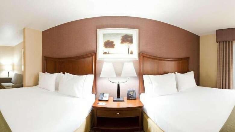 Holiday Inn Express Hotel & Suites Willows