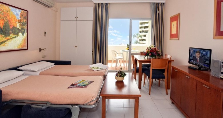 Apartamento Select Benal Beach