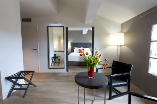 Hotel Grand H�tel De Castres