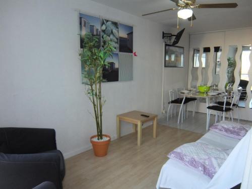 Apartment Marine