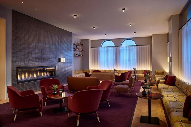 Loews Boston Hotel