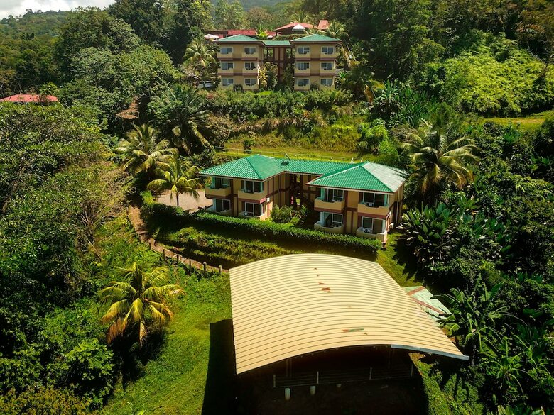 Hotel Whales  And  Dolphins