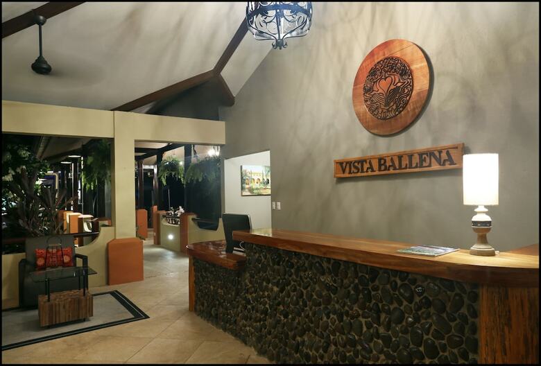 Hotel Whales  And  Dolphins