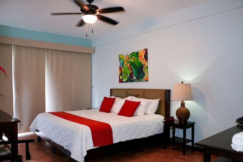 Hotel Whales  And  Dolphins