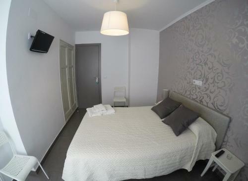 Hostal Mediterr�neo