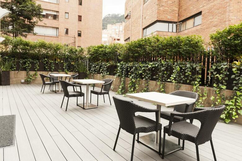 Bs Rosales Hotel & Suites