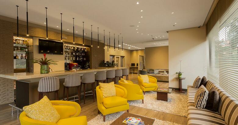 Bs Rosales Hotel & Suites