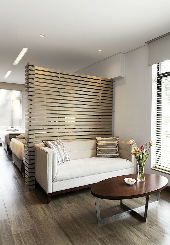 Bs Rosales Hotel & Suites