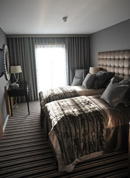 Hotel Ingliston Country Club
