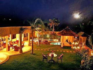 Hotel The Beverly Hills Bali