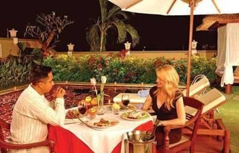 Hotel The Beverly Hills Bali