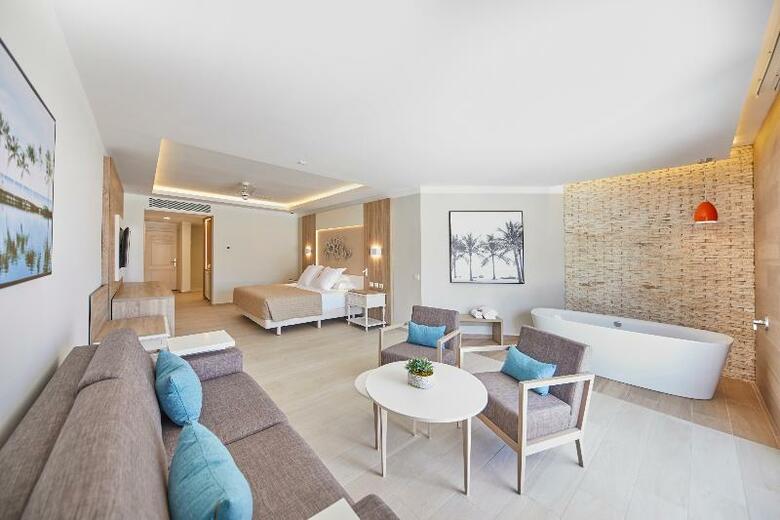 Hotel Bahia Principe Luxury Ambar - Adults Only