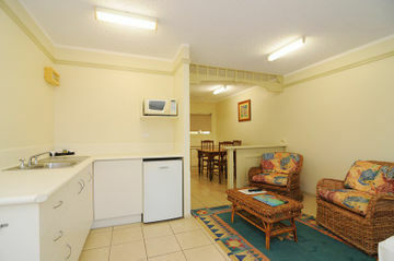 Hotel Cairns Queenslander