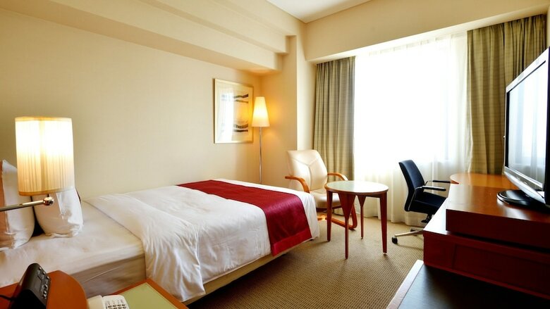 Hotel Ana Holiday Inn Sendai
