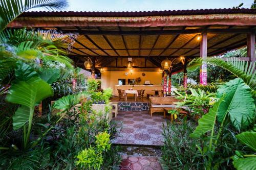 Hostal Abian Huts