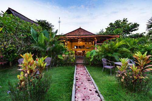 Hostal Abian Huts