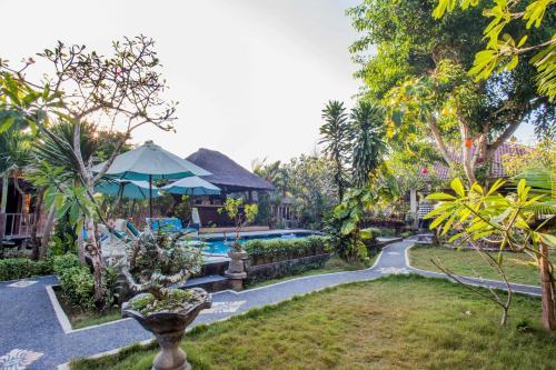 Lotus Garden Huts